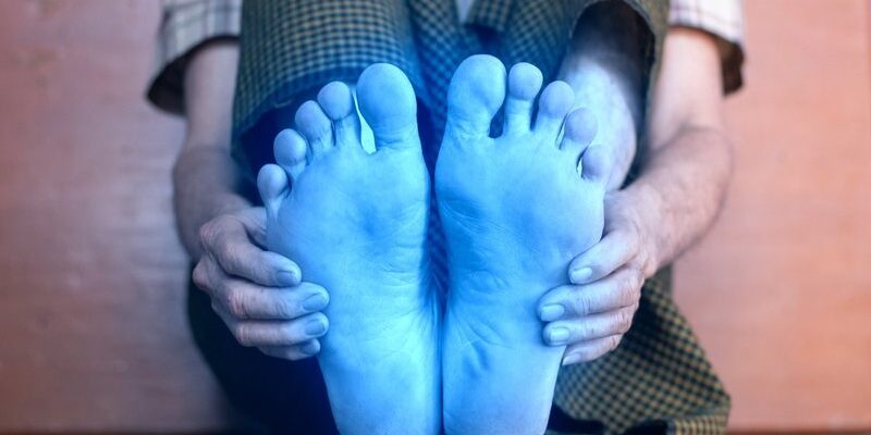 RevistaSeleções_pe-e-mao-gelado_widelg